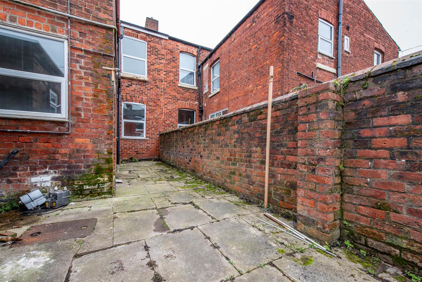 6 bed property in Brackenbury Road, Preston